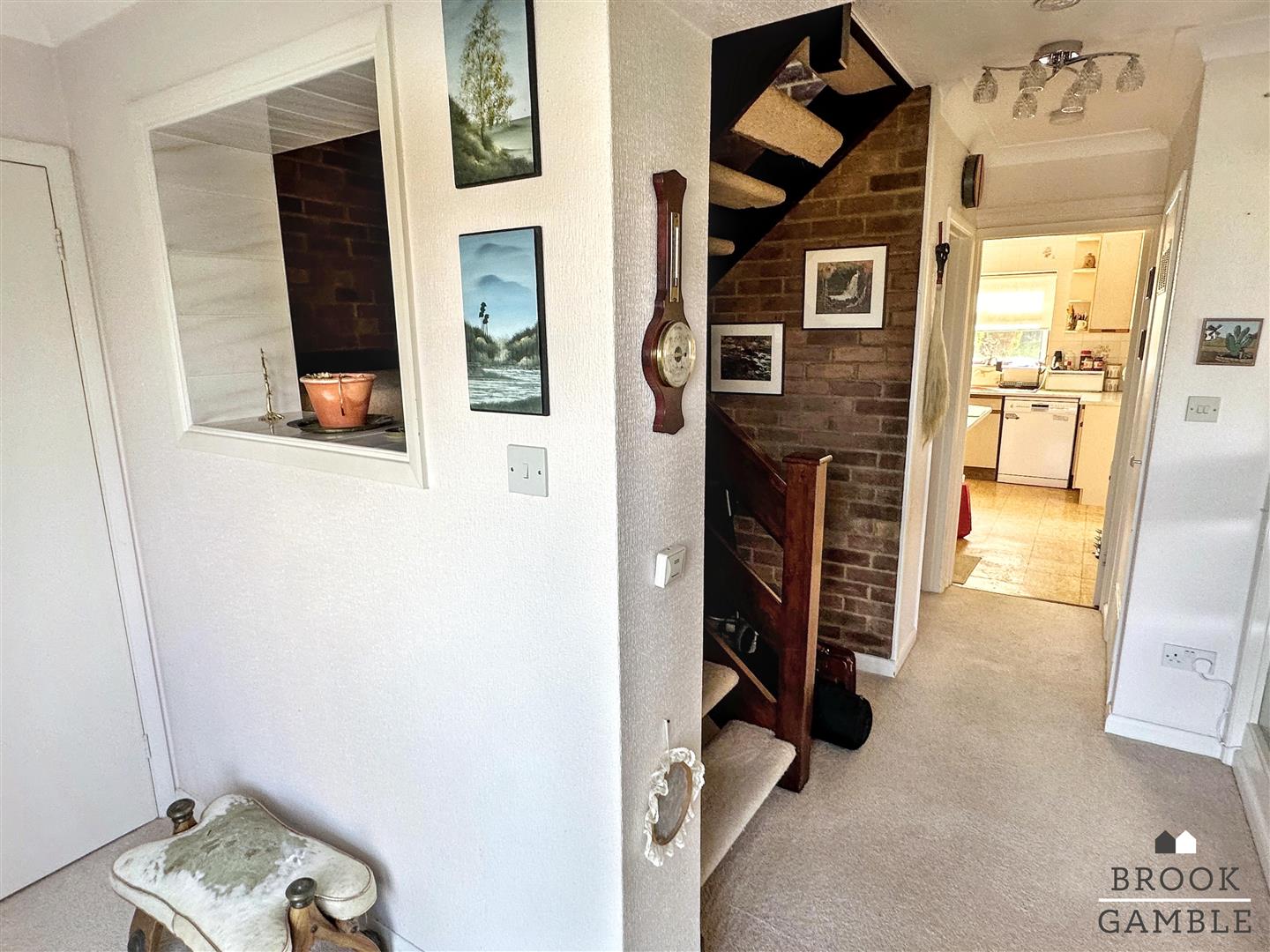 3 Bedroom House. Old Mansion Close in Eastbourne, East Sussex 13